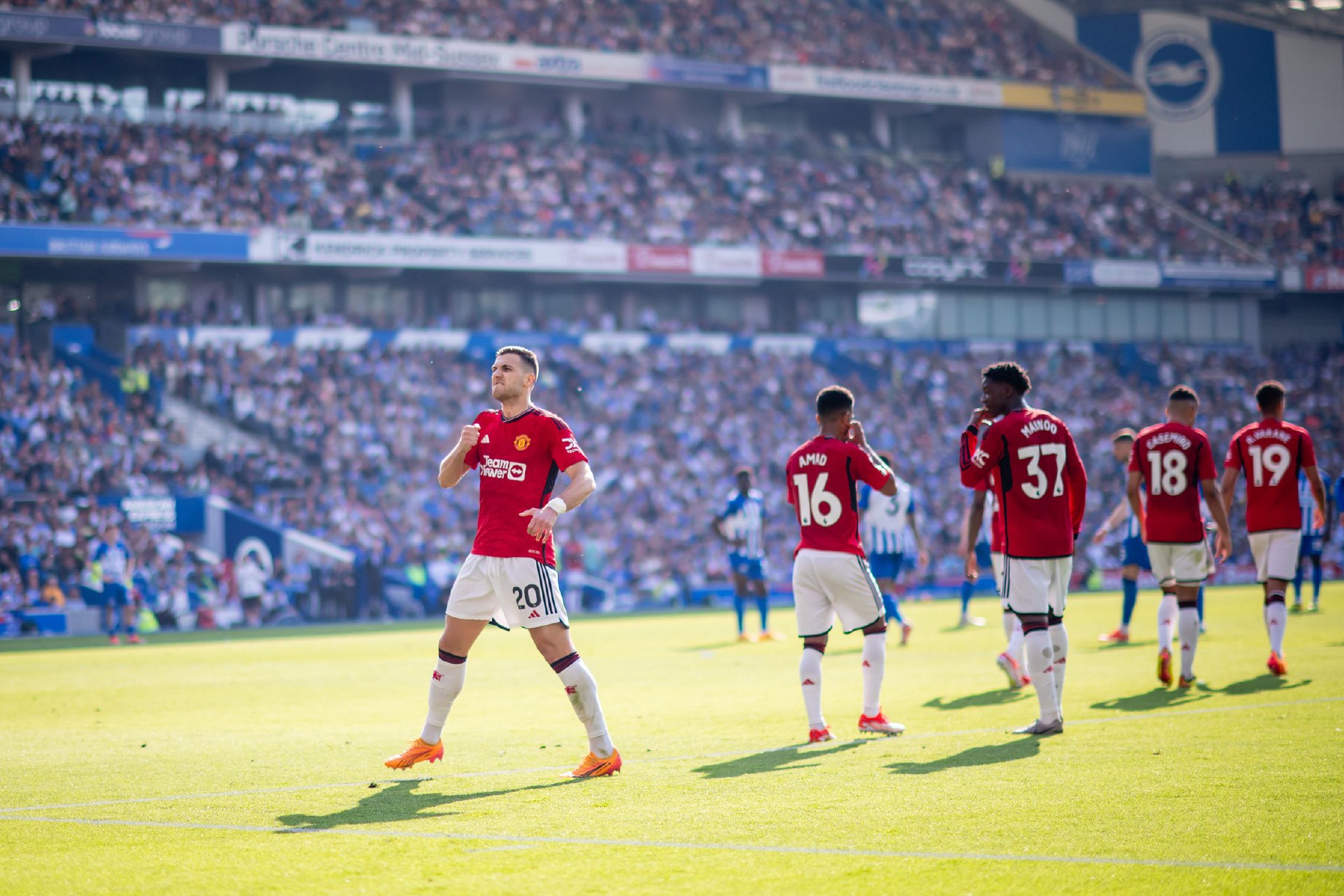 展示了两位 展示了两位